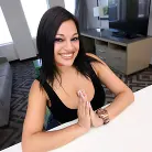 Mona Azar in 'Up To Something - S12:E10'