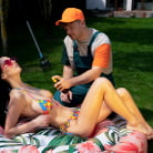 Simon Kitty in 'Good Help Is Hard To Find - S16:E11'