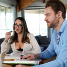 Sofi Ryan in 'Show And Tease - S13:E6'