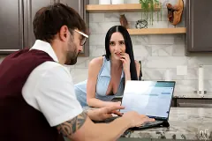 Violet Voss - Immaculate - S23:E4 | Picture (8)